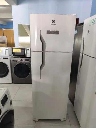 Geladeira Electrolux Frost Free 310 Litros 110 Volts 