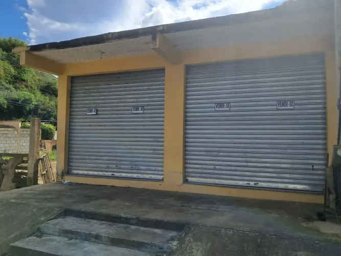 Vende loja em Passa Três  RJ