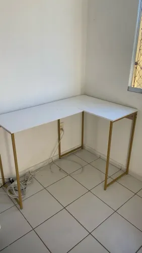 Mesa de canto em L