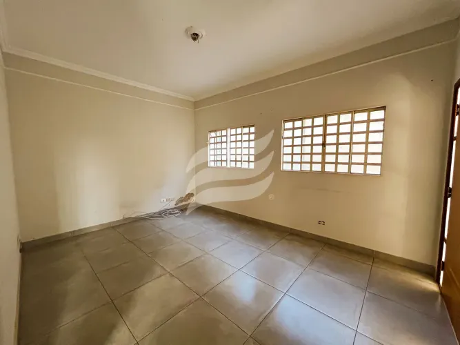 Casa com 2 quartos, sendo uma suíte, no Bairro Vila Industrial, Araçatuba/SP