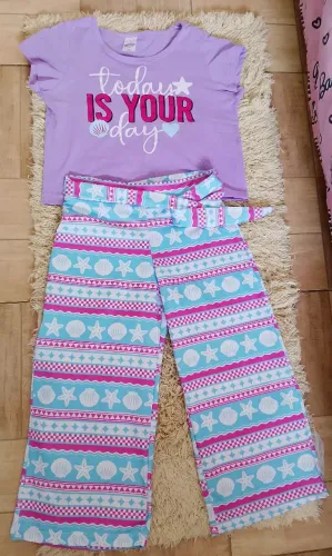 Conjunto de menina