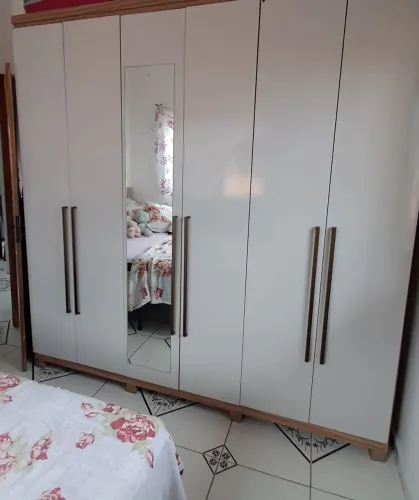 Guarda roupa de casal