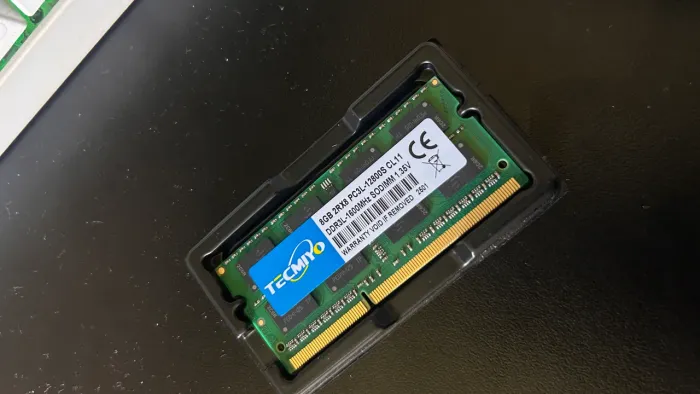 Memória RAM 8GB DDR3 PC3L - 12800S CL11
