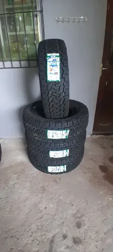 Pneu 265/75/16