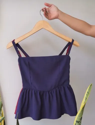 Blusa peplum