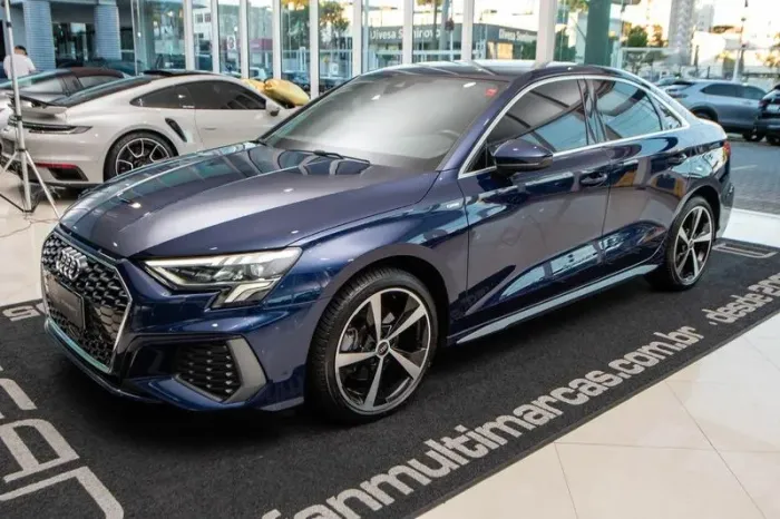 Audi A3 Sedan S-line 2.0 TFSI S-tronic 2023