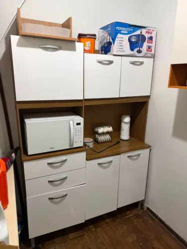 [Preço simbólico] Armário de cozinha pequeno