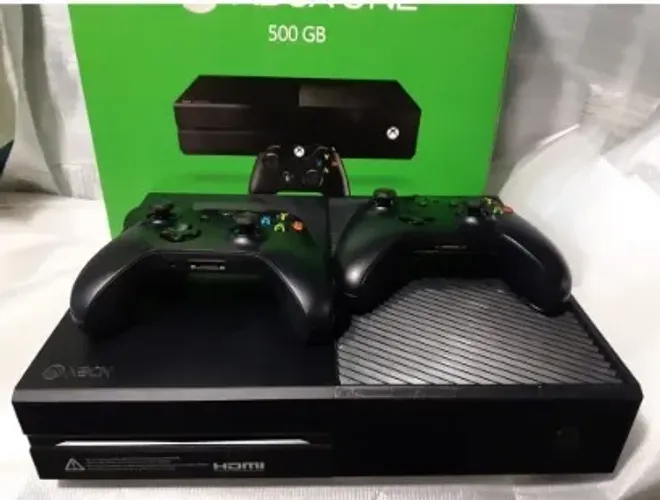 vendo xbox one com 2 controles e jogos