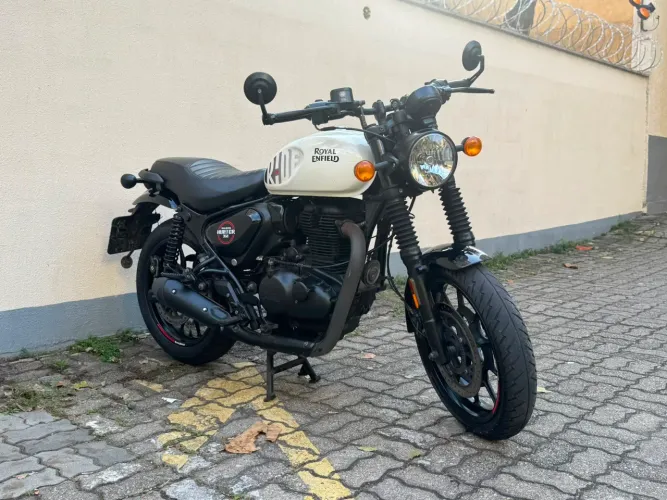 Royal Hunter Rebel 350