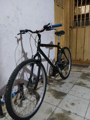 Bicicleta clássica aro 26 
