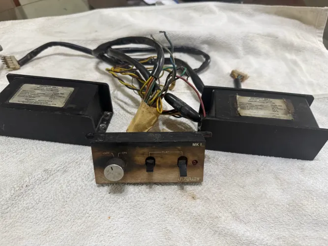 Amplificador Automotivo INFINITY MKI