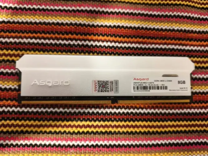Memória Asgard DDR4 8GB 3600Mhz CL18