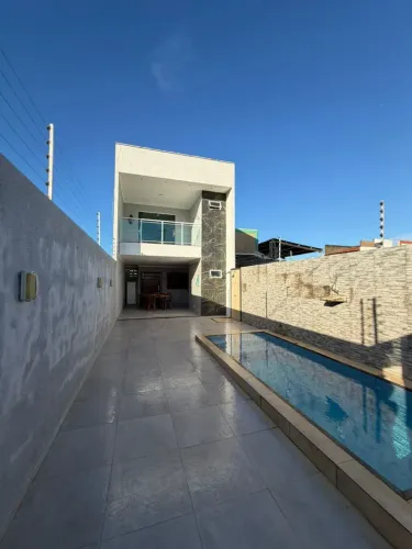 Imóvel para venda tem 90 metros quadrados com 4 quartos em Centro - Paracuru - CE