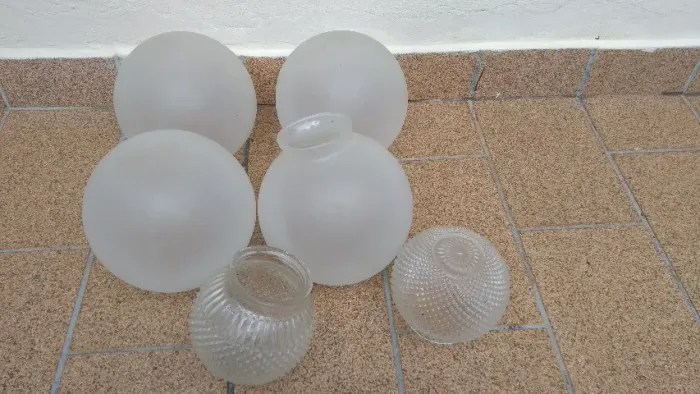 Luminária globo de vidro