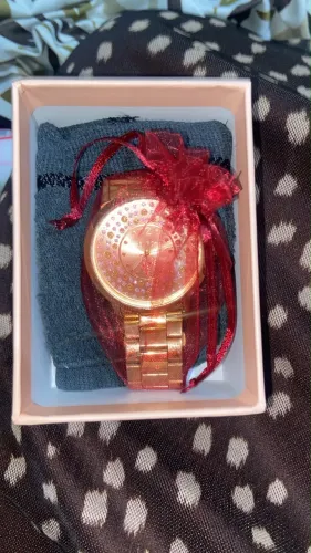 Relógio Euro Feminino Dourado com Cristais/Strass (Resistente 50M)