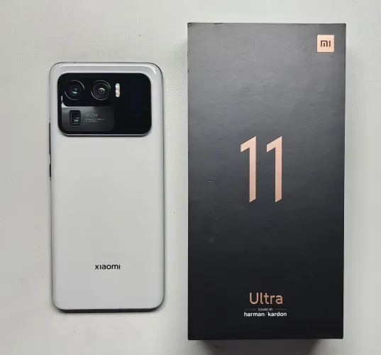 Xiaomi Mi 11 Ultra 12Gb Ram 512Gb armazenamento.
