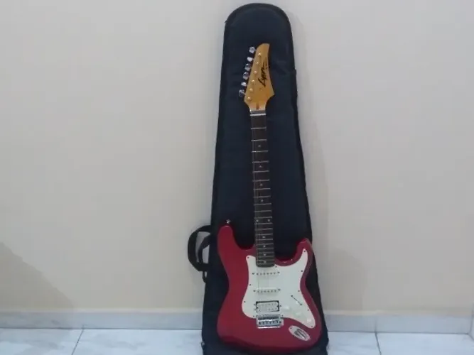 Guitarra Lyon by Washburn - Stratocaster