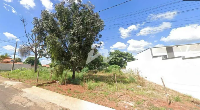 Terreno Residencial de 420 m² à Venda no Cidade Jardim, Uberlândia