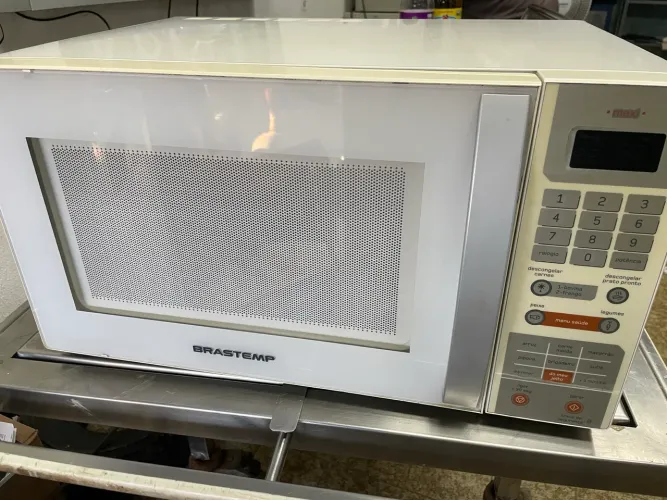 microondas 110Vv com 1 Mês de garantia