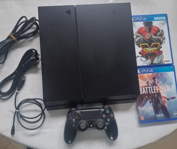 Vende-se Ps4 Slim 500Gb Semi novo