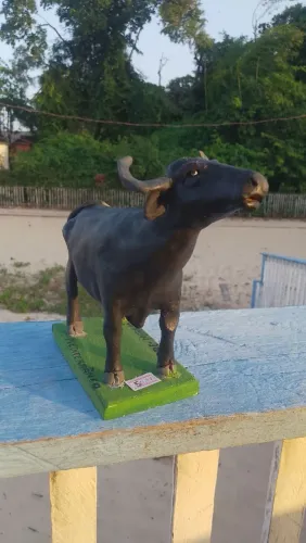 Bufalo mediterrâneo escultura