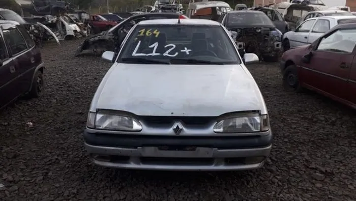 Sucata Renault 19RT 113cvs Gasolina 1995 retirada somente em peças