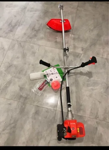 Roçadeira  a gasolina  63cc  com Lâmina e nylon