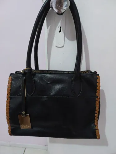 Linda bolsa MR CAT seminova