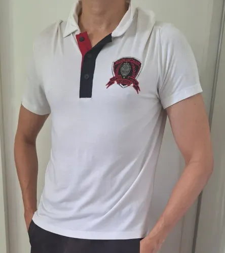 Camisa branca manga curta