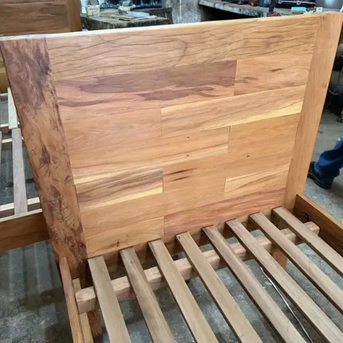 Cama Modelo Painel De Peroba Rosa