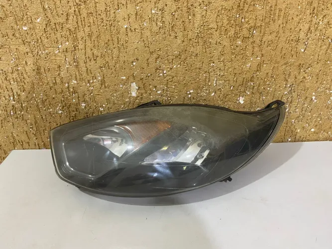 Farol esquerdo Fiesta Rocam 2011/2012/2013/2014
