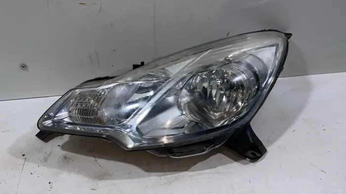 Farol esquerdo Citröen c3 2015 