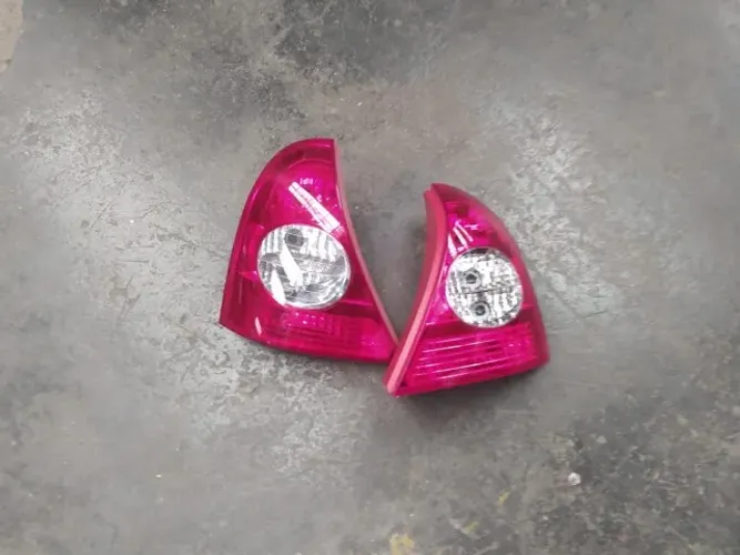 Lanterna Clio 2003 2004 2005 2006 2007 2008 2009 2010 2011 2012