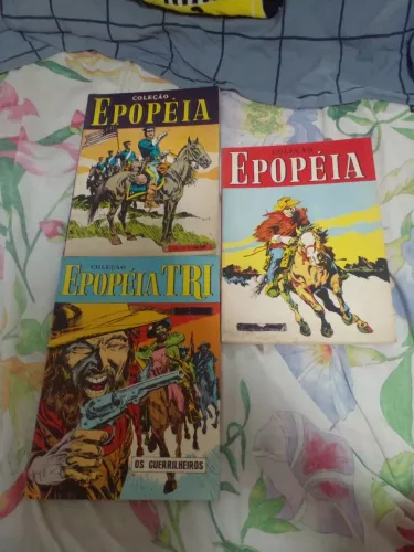 Lote com Três Revistas de Faroeste Epopéia