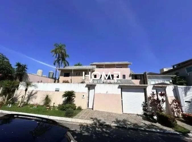 Casa Exclusiva no Condomínio Jardim Lagoa Mar Norte Barra da Tijuca