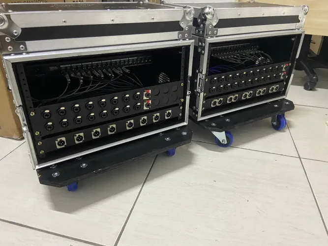 Case e cabos para todas as mesas de som digital reck