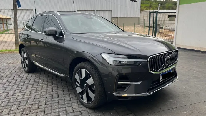Volvo XC-60 T-8 Ultimate 2.0 AWD (híbrido) 2024