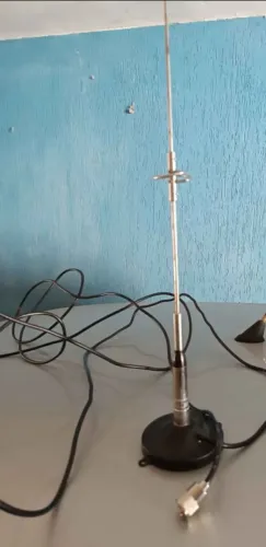 Antena móvel Nagoya modelo 770 dual Band com base completa