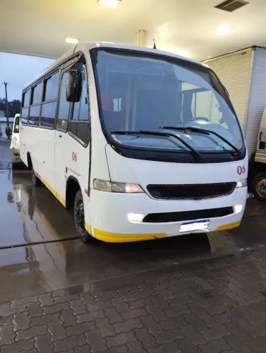 Vendo ou troco micro ônibus 