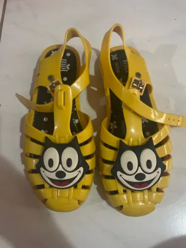 Melissa n 33 usada apenas 1 vez $80
