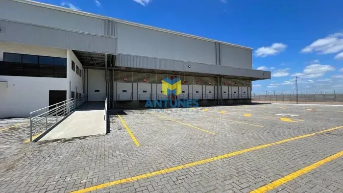 Alugue Galpão em Condomínio 2.980m² 9 docas, BR-101 Cabo de Santo Agostinho