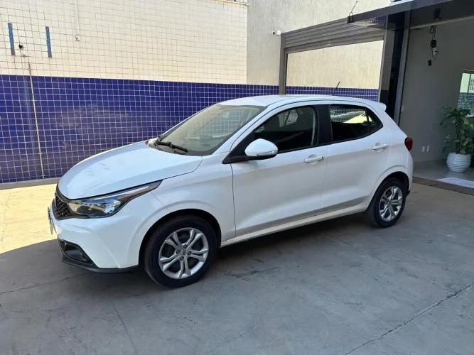 Argo Drive 1.0 UnDono 2023 24km - IPVA25 quitado