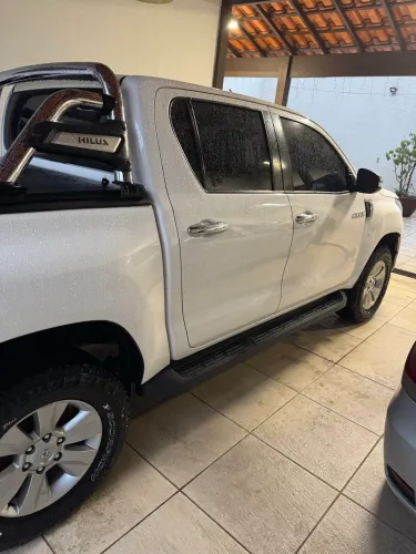 Toyota Hilux CD SRV 4X4 2.8 TDI Diesel Aut. 2017