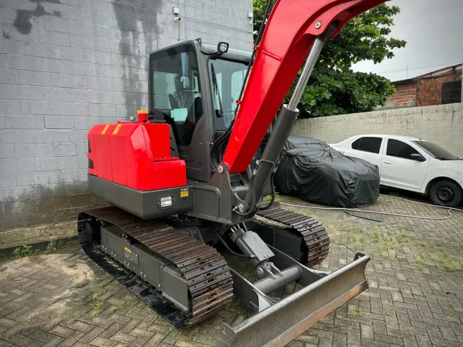 MINI ESCAVADEIRA SE70 2024