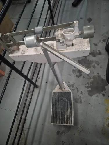 Balança de peso e altura - capacidade de 150kg antropometrica