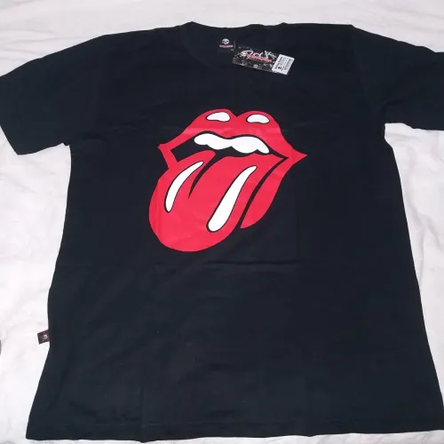 CAMISETA ROLLING STONES NOVA NO CELOFANE