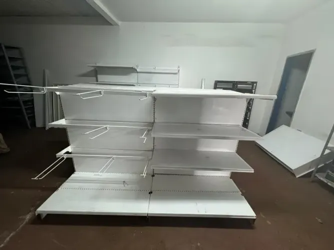 Gôndolas Semi Novas