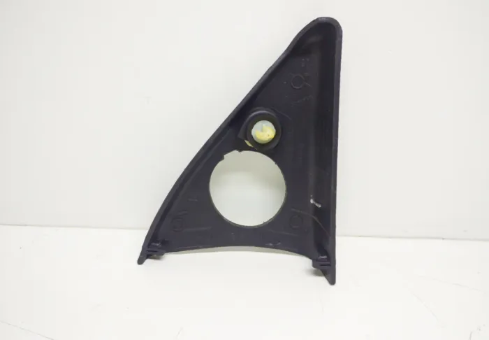 Moldura Interna Do Retrovisor Lado Esquerdo Renault Sandero 2016 (Usado)