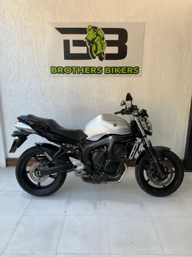 YAMAHA FZ6 FAZER 600 2009