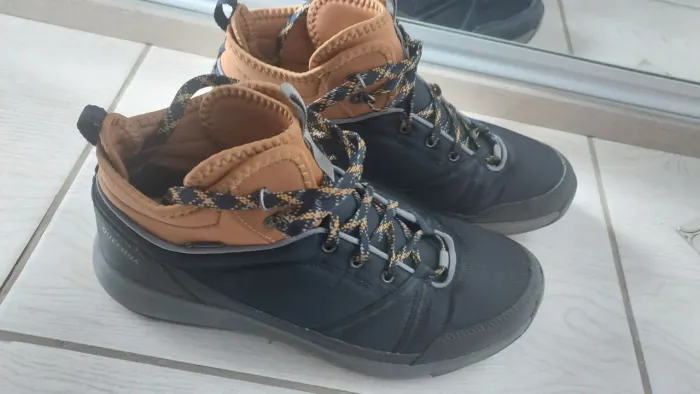 Bota Masculina de Trilha Quechua